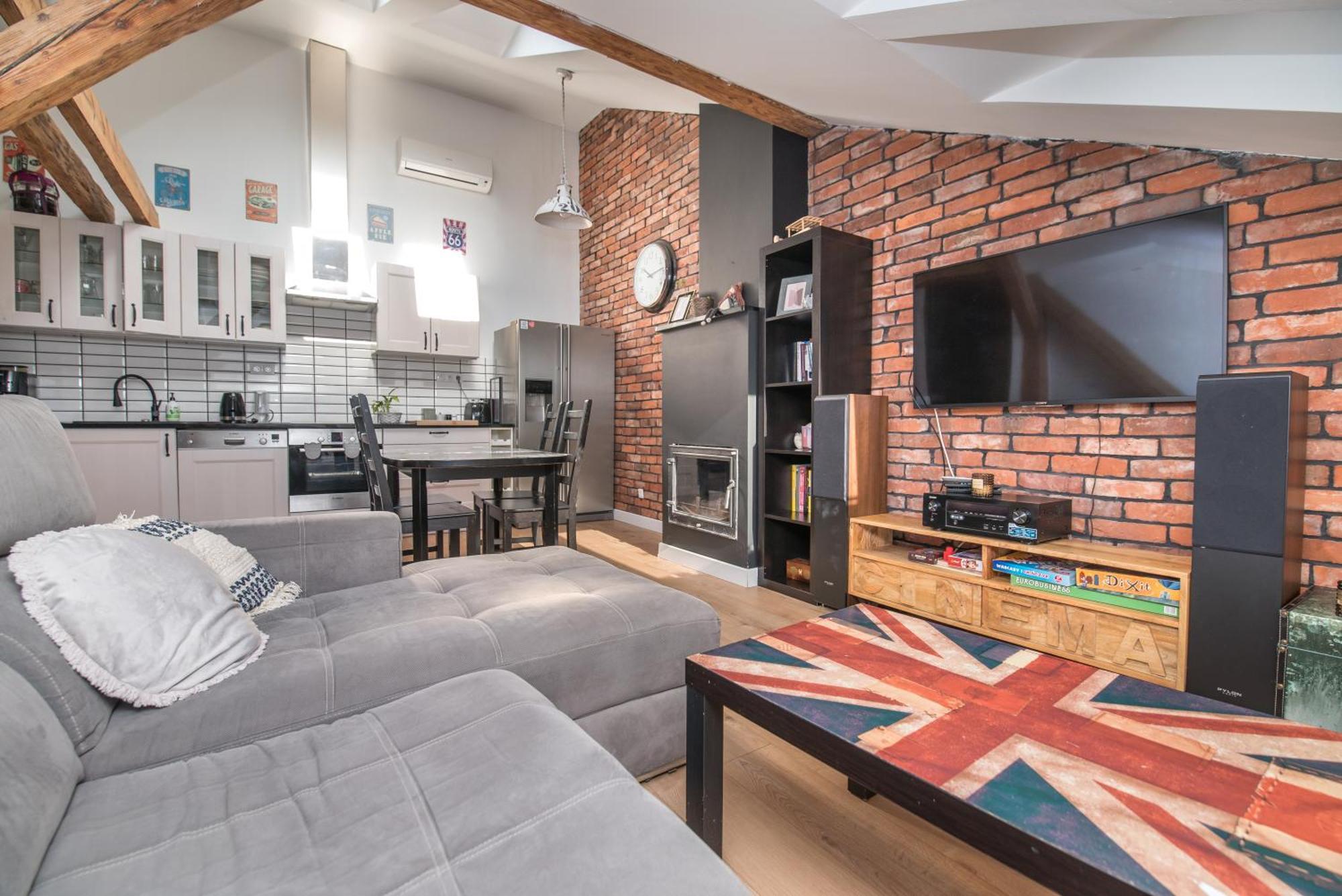 Appartement Przytulny Loft W Uroczej Okolicy à Gliwice Extérieur photo